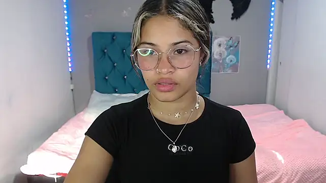 Snapshot of mia_sexgirl chatting on June 9, 2026, 12:17 pm mia sexgirl online show from June 9, 2026, 12:17 pm