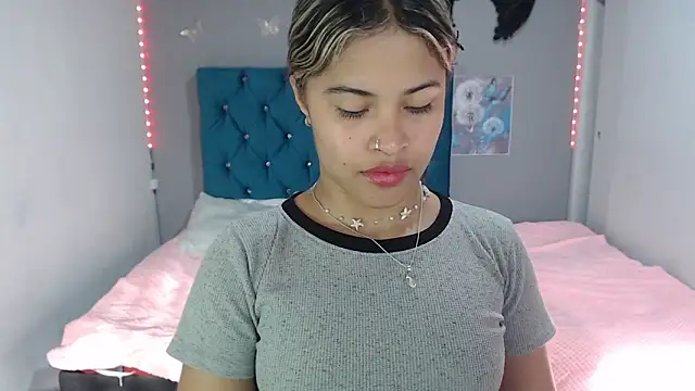 Snapshot of mia_sexgirl chatting on June 11, 2026, 12:24 pm mia sexgirl online show from June 11, 2026, 12:24 pm