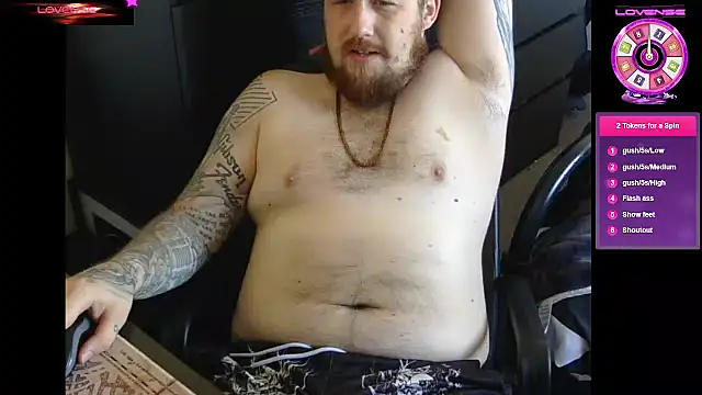 Snapshot of ThatAltGuy chatting on September 25, 2025, 8:42 am ThatAltGuy online show from September 25, 2025, 8:42 am