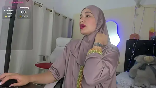 ShanaJamil online show from March 14, 2026, 3:51 pm