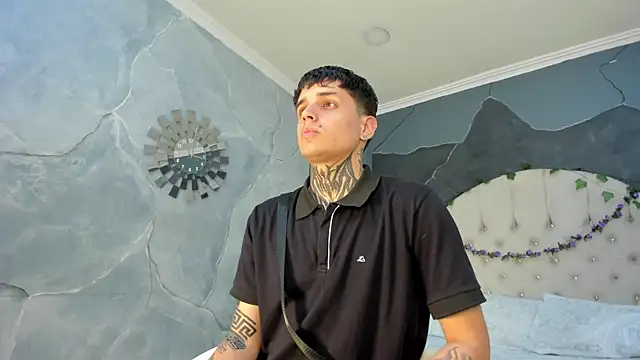 Declan-Fox online show from November 5, 2025, 12:47 am