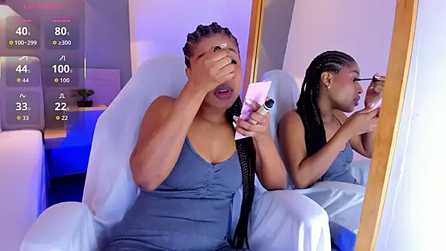 selena monroy online show from November 19, 2025, 12:16 pm