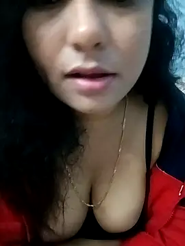 Snapshot of Deliciouskimi chatting on November 28, 2025, 10:59 am Deliciouskimi online show from November 28, 2025, 10:59 am