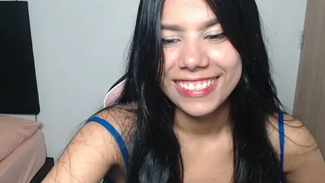 MayaScott11 online show from May 2, 2026, 7:08 pm