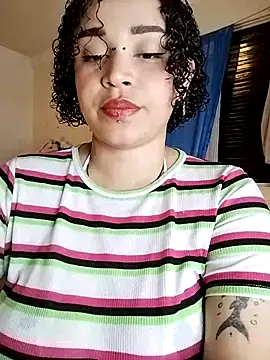 Julie wallace online show from October 28, 2025, 3:55 pm