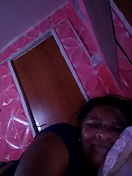 Snapshot of Rosabela04 chatting on November 22, 2025, 12:10 am Rosabela04 online show from November 22, 2025, 12:10 am