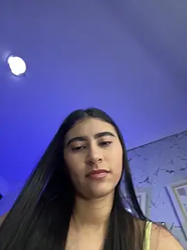 Isabella Montoya online show from November 16, 2025, 5:39 pm