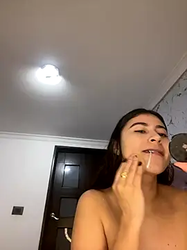 Isabella Montoya online show from November 20, 2025, 7:58 pm