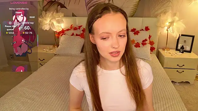 Snapshot of SallyPinkman chatting on October 27, 2025, 10:38 am SallyPinkman online show from October 27, 2025, 10:38 am