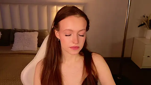 SallyPinkman online show from January 15, 2026, 9:12 am