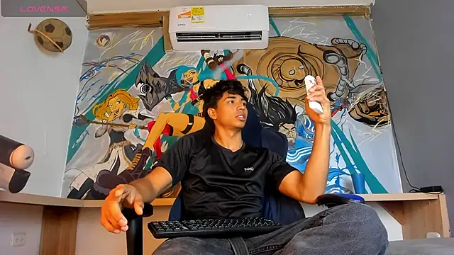 Snapshot of Jaycob_Black1 chatting on October 29, 2025, 12:15 pm Jaycob Black1 online show from October 29, 2025, 12:15 pm