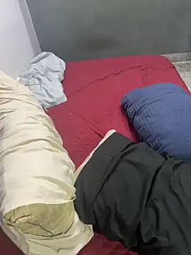 Snapshot of Worldwideshows13 chatting on December 15, 2025, 8:58 pm Worldwideshows13 online show from December 15, 2025, 8:58 pm