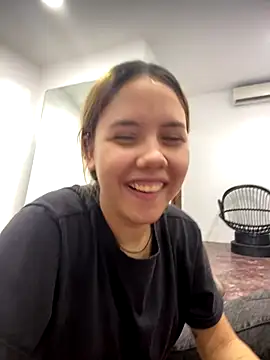 Snapshot of coupleyys chatting on November 16, 2025, 2:49 am coupleyys online show from November 16, 2025, 2:49 am