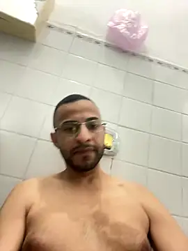 Snapshot of pauzudomoreno1 chatting on December 13, 2025, 8:15 pm pauzudomoreno1 online show from December 13, 2025, 8:15 pm