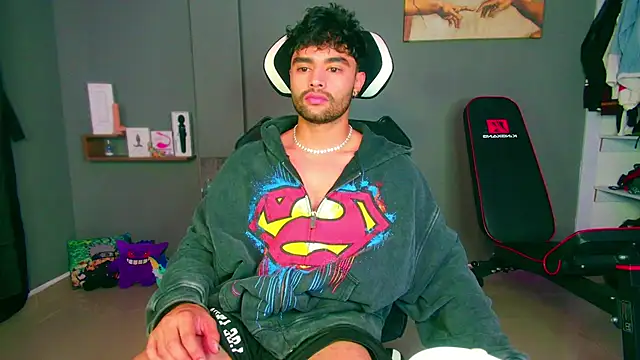 Snapshot of JordanRossie chatting on February 19, 2026, 11:51 am JordanRossie online show from February 19, 2026, 11:51 am