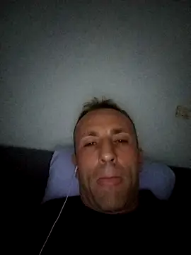 Snapshot of Jatlcd chatting on November 18, 2025, 10:02 pm Jatlcd online show from November 18, 2025, 10:02 pm