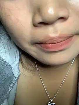 Snapshot of Luna-xinh04 chatting on October 3, 2025, 1:53 am Luna-xinh04 online show from October 3, 2025, 1:53 am