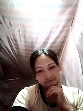 Minh xx online show from October 6, 2025, 1:34 pm