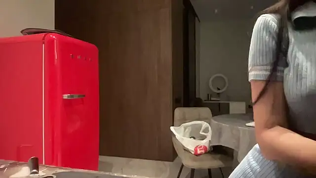 Orlinah online show from October 31, 2025, 8:27 pm