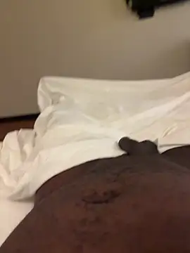 1HOEBOSS online show from November 12, 2025, 6:50 am