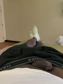 1HOEBOSS online show from November 7, 2025, 6:40 am