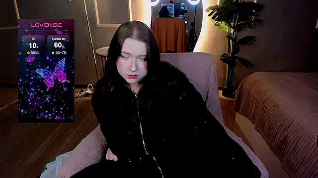 Snapshot of Selena_Muse chatting on November 6, 2025, 5:22 am Selena Muse online show from November 6, 2025, 5:22 am