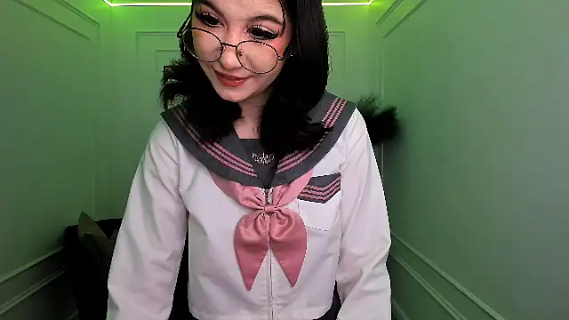 MeLLSawertyq online show from October 14, 2025, 7:47 pm