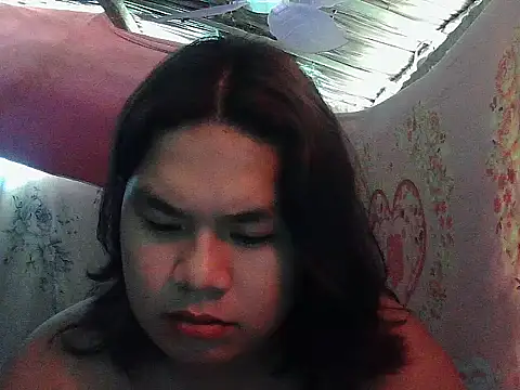 Snapshot of Huntrix2025 chatting on June 15, 2026, 2:34 am Huntrix2025 online show from June 15, 2026, 2:34 am