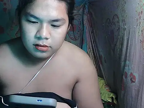 Snapshot of Huntrix2025 chatting on June 3, 2026, 6:56 pm Huntrix2025 online show from June 3, 2026, 6:56 pm