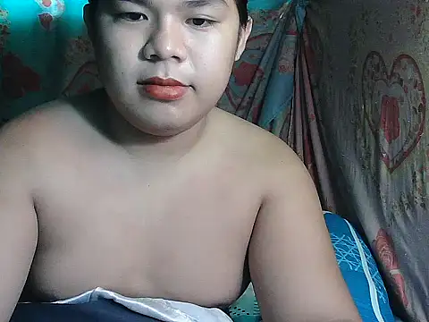 Snapshot of Huntrix2025 chatting on June 4, 2026, 9:41 pm Huntrix2025 online show from June 4, 2026, 9:41 pm