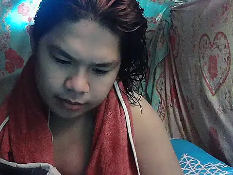 Snapshot of Huntrix2025 chatting on June 5, 2026, 7:14 am Huntrix2025 online show from June 5, 2026, 7:14 am