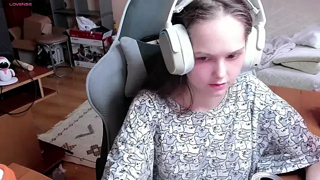 SharybbFace online show from April 24, 2026, 3:03 pm