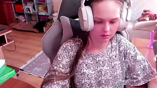 SharybbFace online show from May 17, 2026, 3:12 pm