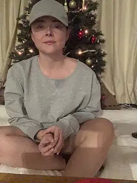 Mia Winters online show from December 21, 2025, 5:47 pm