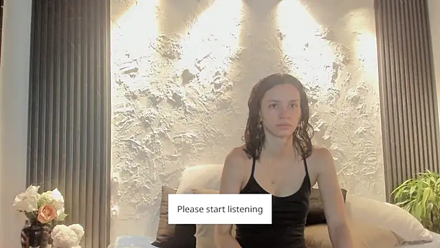 Snapshot of joselin_rouse chatting on May 14, 2026, 12:46 pm joselin rouse online show from May 14, 2026, 12:46 pm
