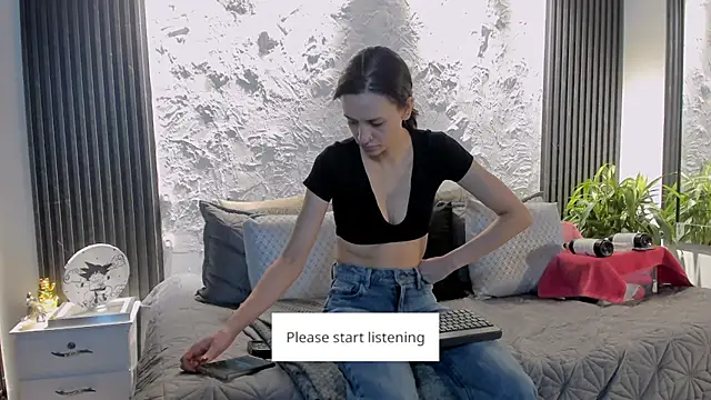 Snapshot of joselin_rouse chatting on August 6, 2026, 1:50 pm joselin rouse online show from August 6, 2026, 1:50 pm