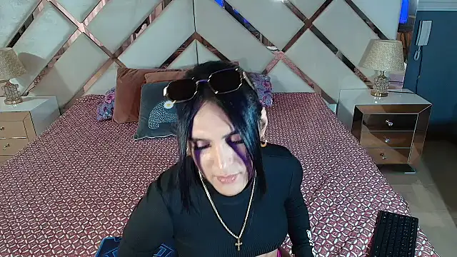 Snapshot of FuckcmycockLove chatting on September 19, 2025, 4:11 pm FuckcmycockLove online show from September 19, 2025, 4:11 pm