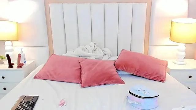 LaylaaDoll online show from January 16, 2026, 7:51 pm