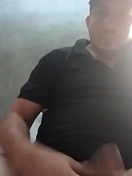 Snapshot of gabo_pajaso chatting on December 14, 2025, 4:56 pm gabo pajaso online show from December 14, 2025, 4:56 pm