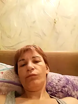 SweetKiss96 online show from September 28, 2025, 9:33 pm