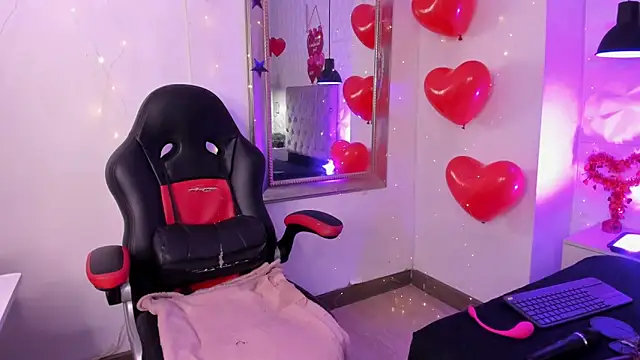 Snapshot of susan_dl chatting on March 4, 2026, 5:21 pm susan dl online show from March 4, 2026, 5:21 pm