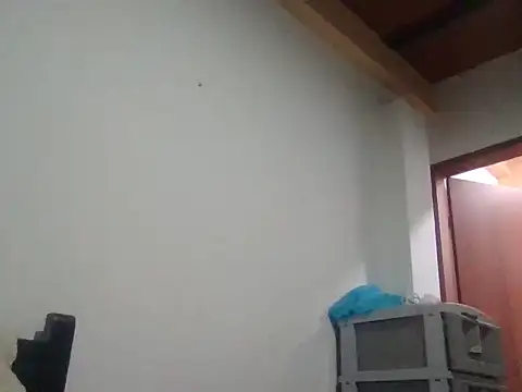 Snapshot of JhonZeuSeX chatting on August 6, 2026, 10:49 pm JhonZeuSeX online show from August 6, 2026, 10:49 pm