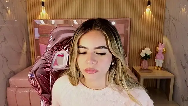 Snapshot of lilith4_s chatting on November 13, 2025, 8:57 pm lilith4 s online show from November 13, 2025, 8:57 pm