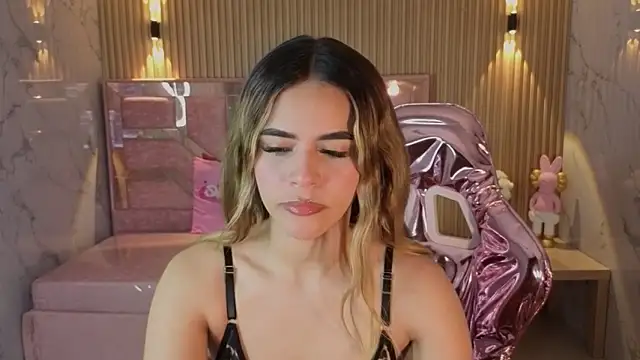 Snapshot of lilith4_s chatting on February 12, 2026, 8:08 pm lilith4 s online show from February 12, 2026, 8:08 pm