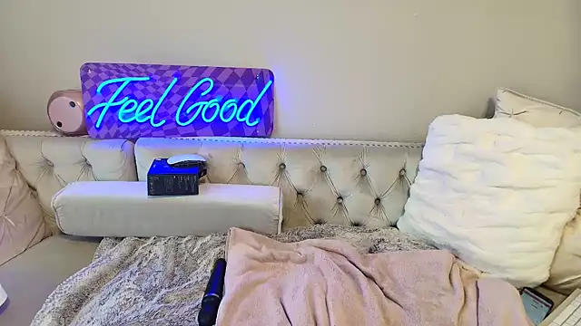 Snapshot of BarbieKarly chatting on November 7, 2025, 10:03 pm BarbieKarly online show from November 7, 2025, 10:03 pm