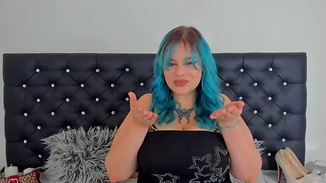 Snapshot of LunaWetPussy chatting on April 20, 2026, 3:46 pm LunaWetPussy online show from April 20, 2026, 3:46 pm