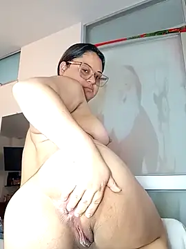 Snapshot of Chiki_hot92 chatting on November 25, 2025, 11:48 pm Chiki hot92 online show from November 25, 2025, 11:48 pm