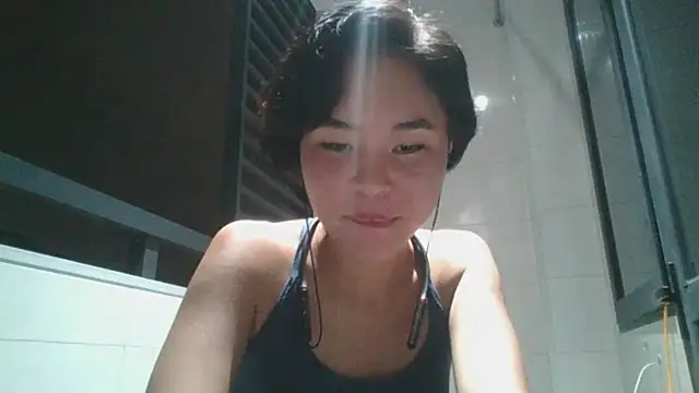 Snapshot of JennyCarpenter chatting on September 18, 2025, 4:43 pm JennyCarpenter online show from September 18, 2025, 4:43 pm