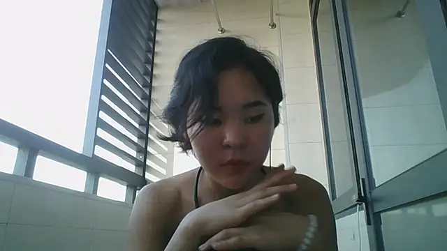 Snapshot of JennyCarpenter chatting on October 9, 2025, 8:15 am JennyCarpenter online show from October 9, 2025, 8:15 am