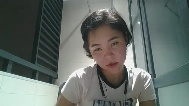 Snapshot of JennyCarpenter chatting on October 16, 2025, 10:56 am JennyCarpenter online show from October 16, 2025, 10:56 am